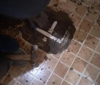 罗平卫生间漏水维修公司为您分享下卫生间渗水如何处理及注意事项